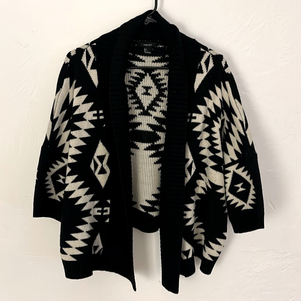 Patterned shrug